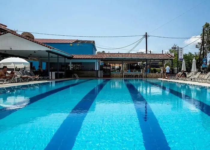 Perkes Hotel Complex (Adults Only)