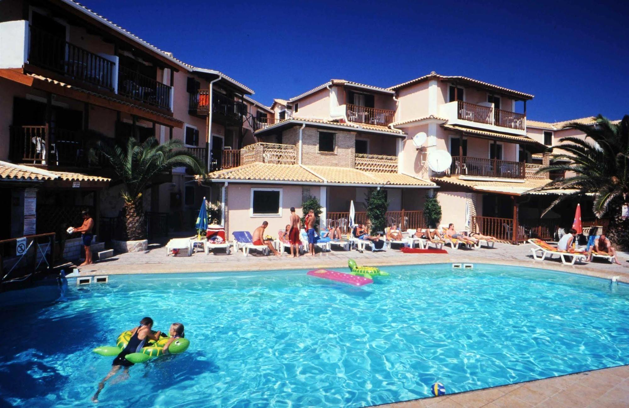 Perkes Complex (adults Only) Laganas